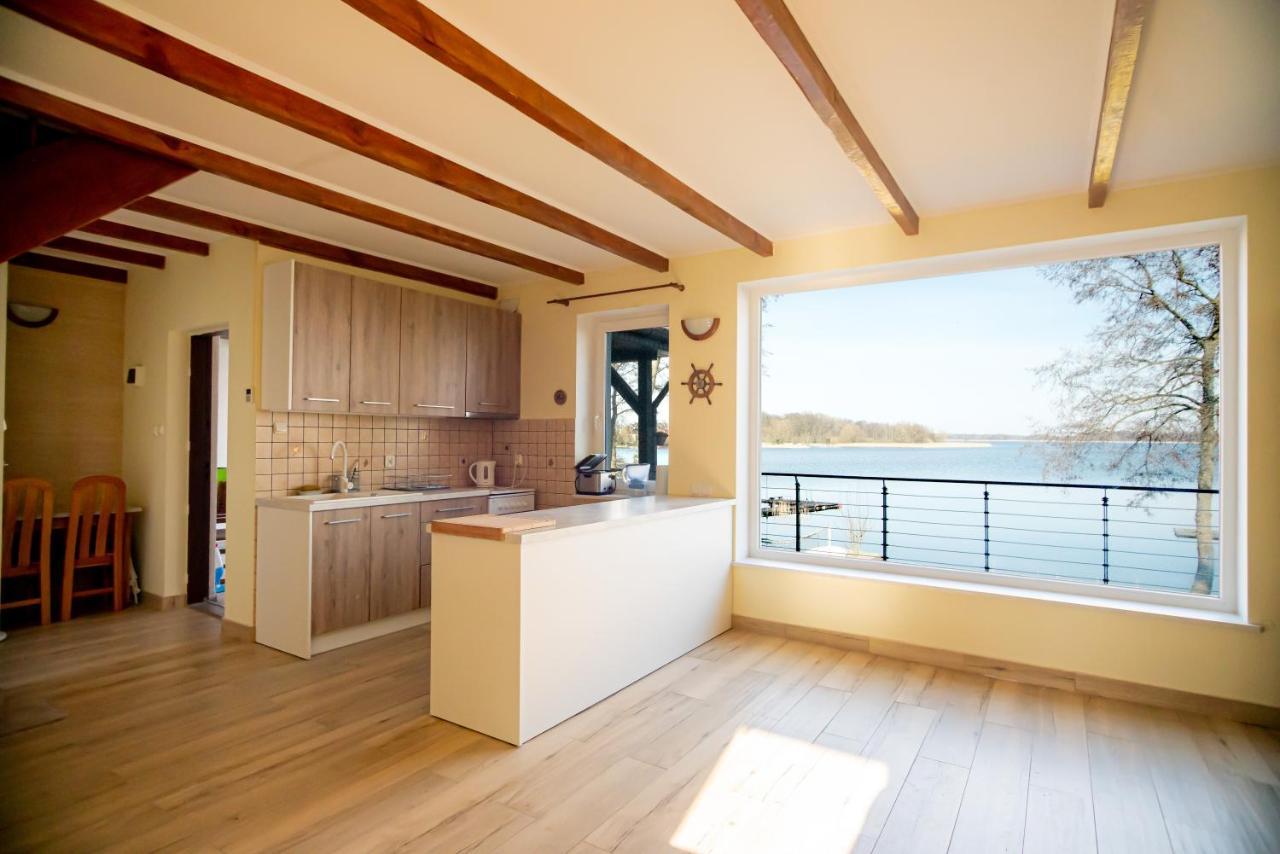 Lake House Listomie Kruszwin Extérieur photo
